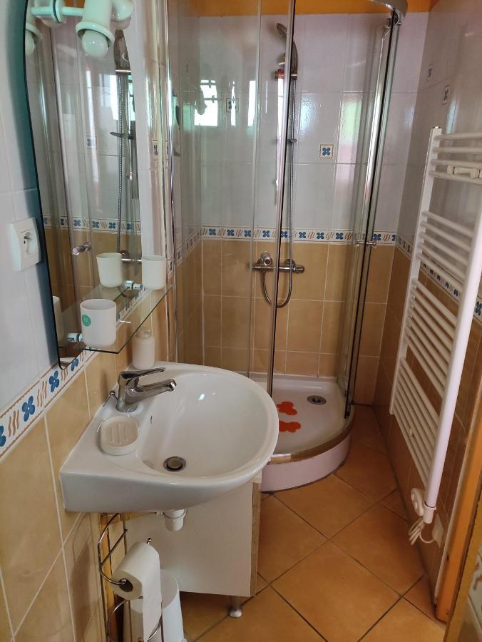 Confortable Maison De Village En Pierre Typique Moltig les Bains Ngoại thất bức ảnh
